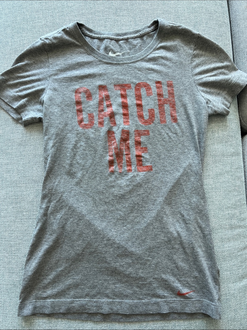 Nike Gray Tee with cute 'CATCH ME IF YOU CAN’ Graphic. Small